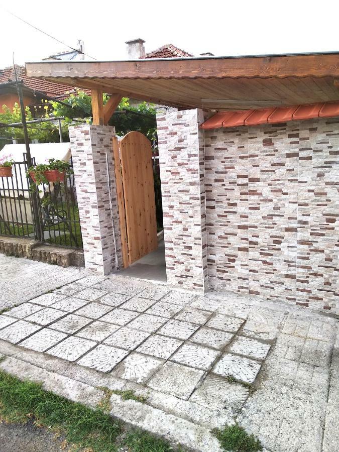 Къща Карби Kŭrdzhali 외부 사진